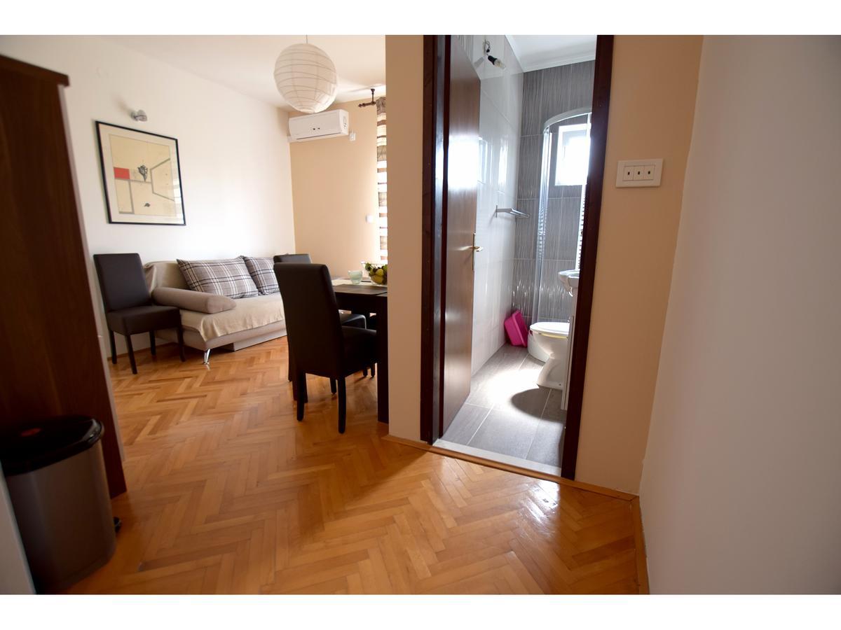 Laroom Apartment Seline